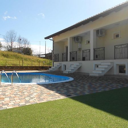 Villa Brettii Rende Luaran gambar